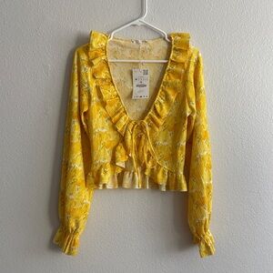 🌸NWT🌸 Zara Yellow Floral Ruffle Blouse